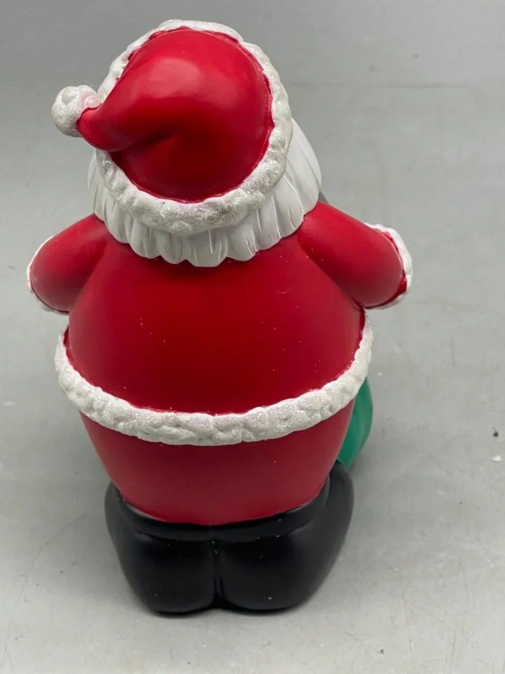 Christmas Santa snow globe figurine Santa bag present red green resin 6.5